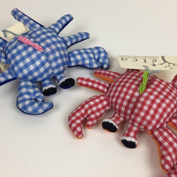 One handmade crab 🦀 keychain ornament - Picture 5 of 5